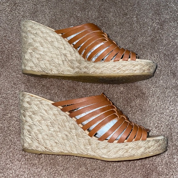 KORS Michael Kors Luggage Espadrille Wedges - Picture 4 of 9
